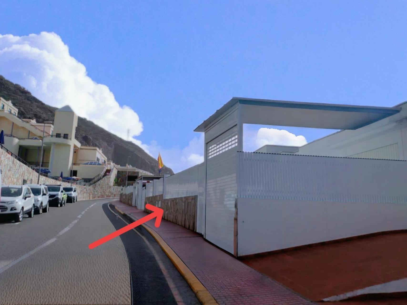 Big Villa Puerto Rico Streetfront With Private Saltwater Jacuzzi Pool, Bbq, Kitchen & 3 Terraces Near Shopping Center Porto Rico Exterior foto